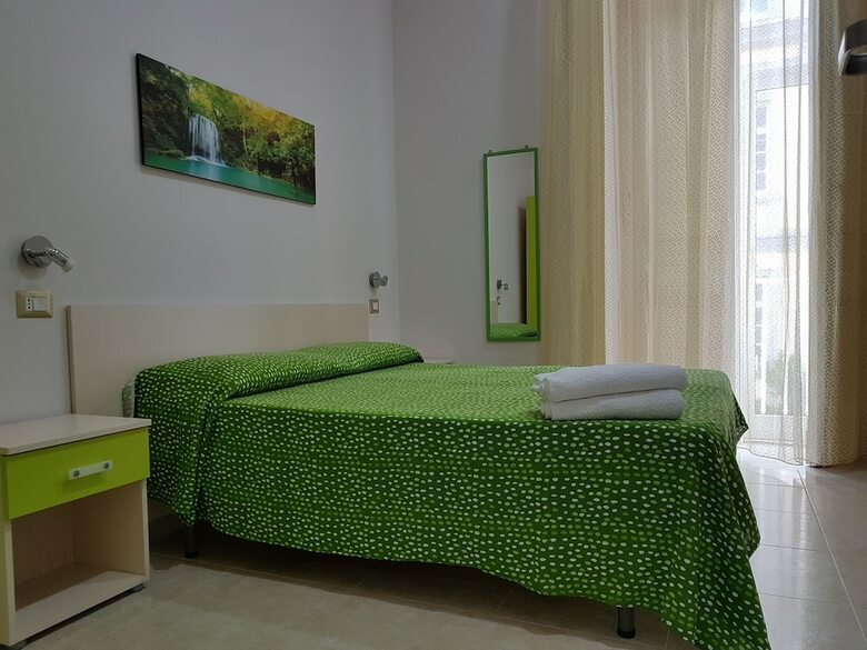 B&B Napul'�