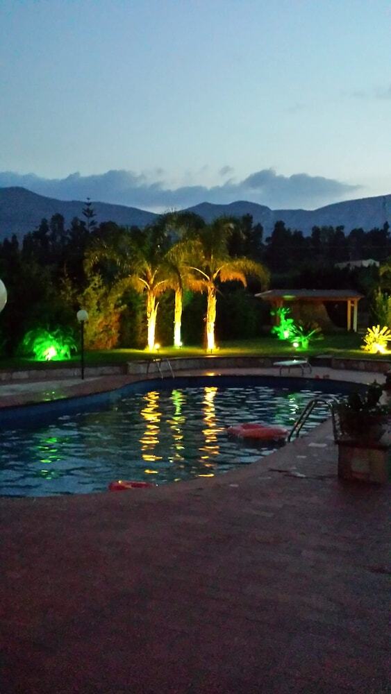 Hotel Villa Emy