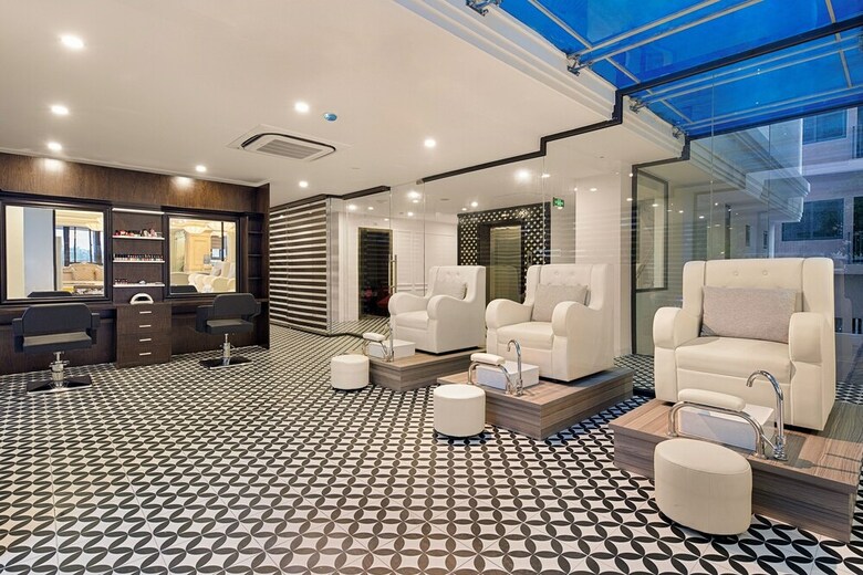 Hotel Grand Sea View - A Vie Collection