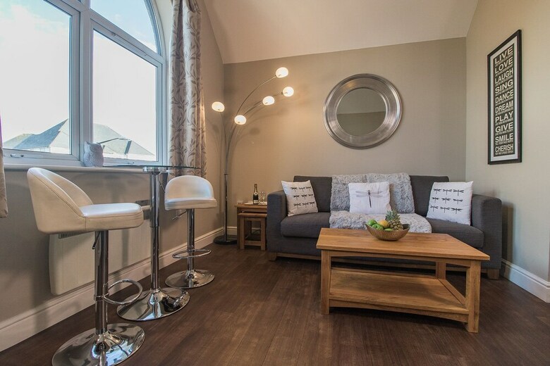 Apartamentos Lord Raglan House
