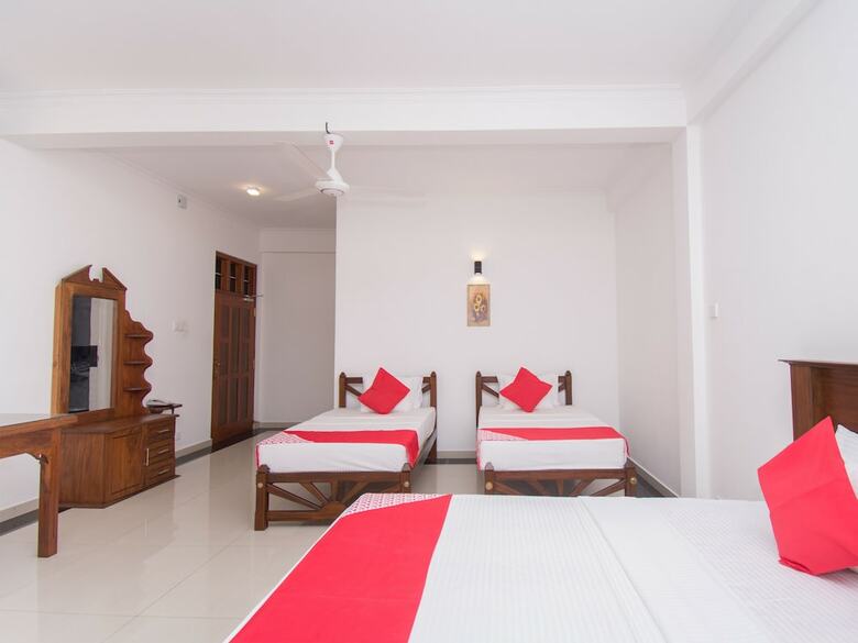 Hotel Oyo 240 Grand Highway Resort