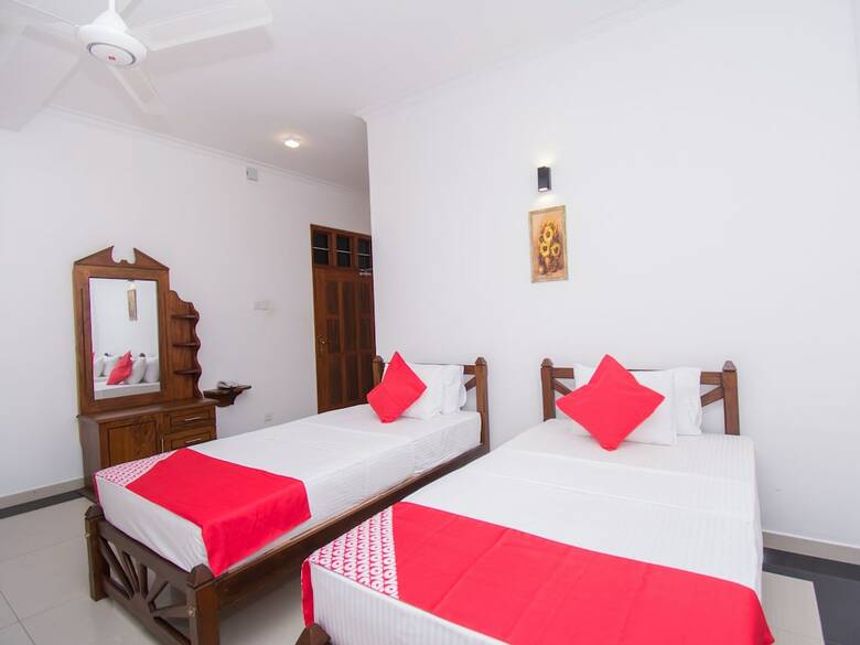 Hotel Oyo 240 Grand Highway Resort
