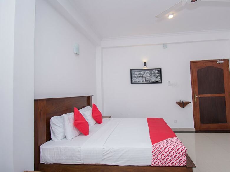 Hotel Oyo 240 Grand Highway Resort