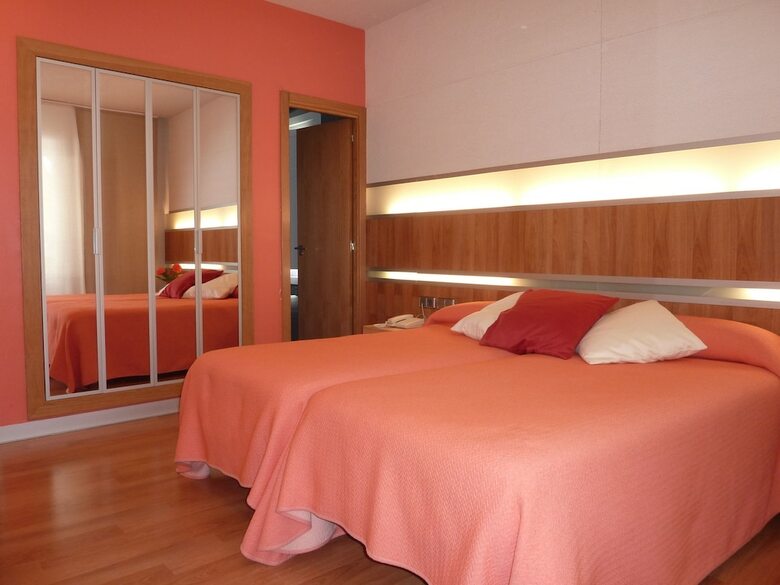 Hotel El Mes�n