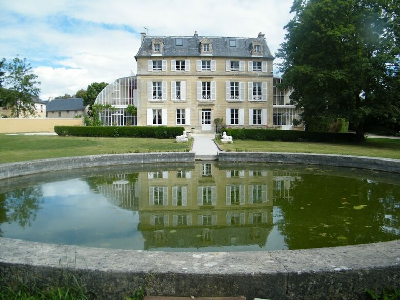 Bed & Breakfast Chambres D'h�tes Ch�teau de Damigny