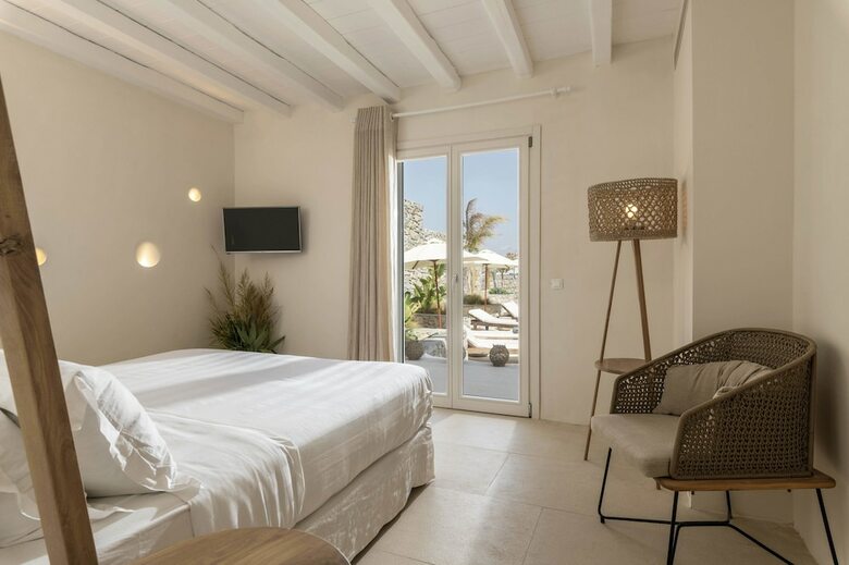 Villa Veneta At Ornos Sea View