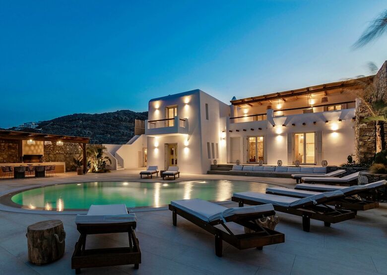 Villa Veneta At Ornos Sea View