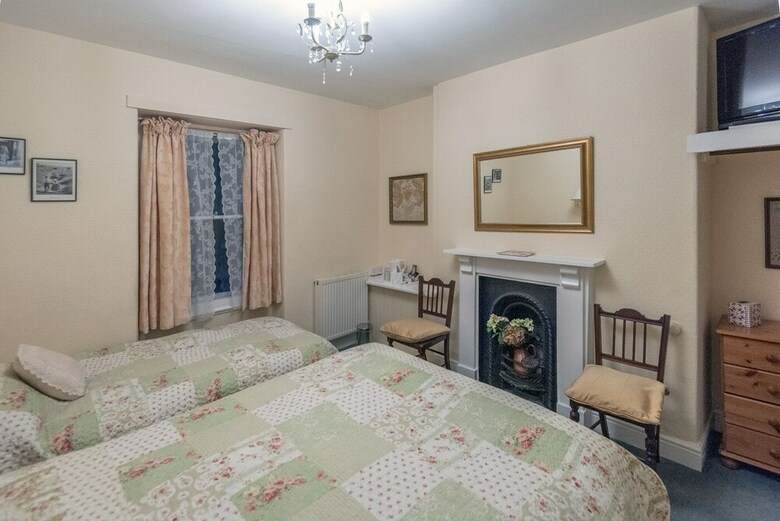 Bed & Breakfast Garth Dderwen Victorian Guest House