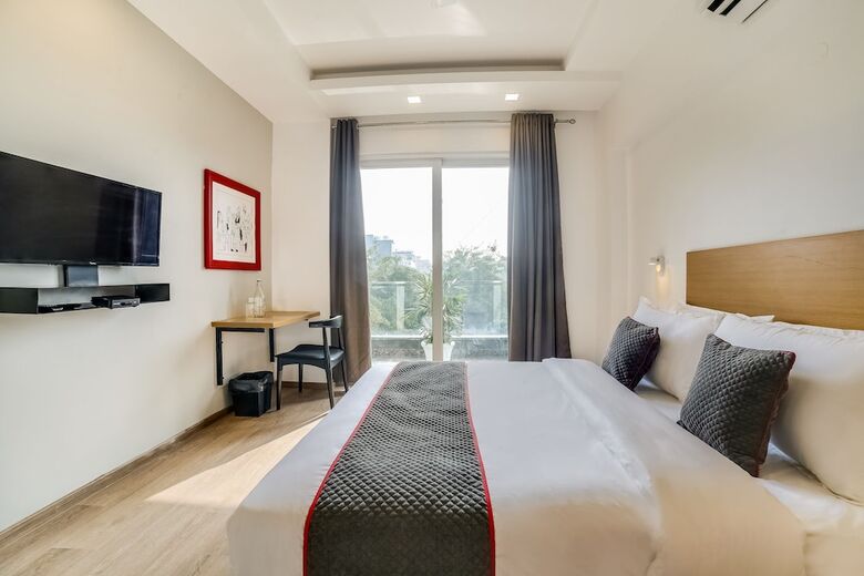 Hotel Oyo Flagship 15228 South City2