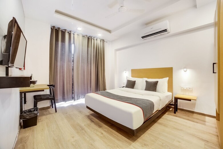 Hotel Oyo Flagship 15228 South City2