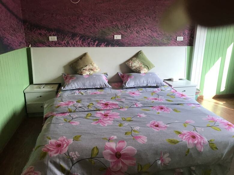 Hostal Wuzhen Xinxing Guesthouse
