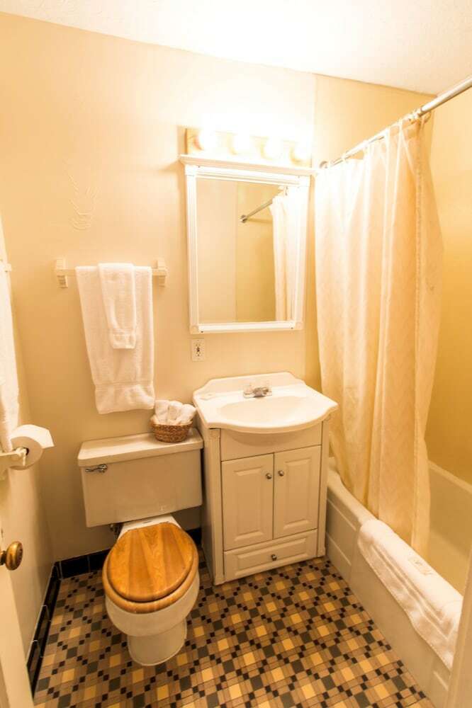 Hotel Colter's Lodge
