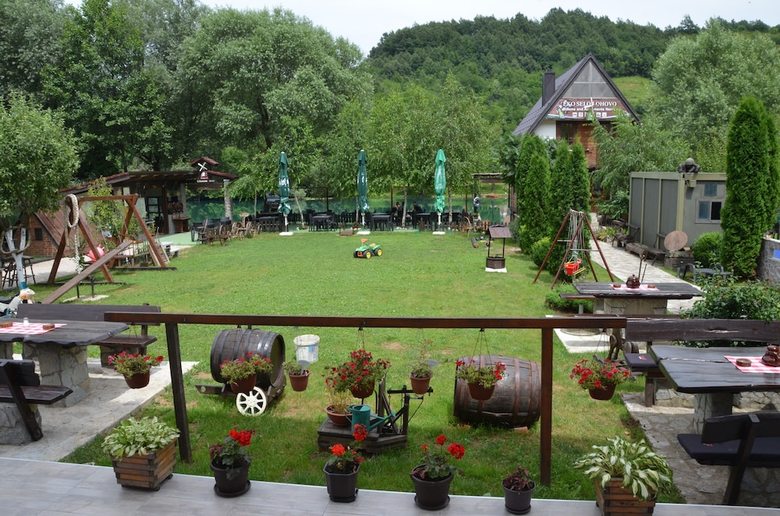 Bed & Breakfast Neron Turist Center
