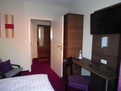 Hostal Guest House Pension Am Weinberg