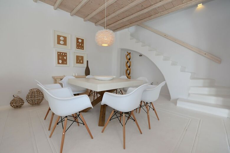 Villa Topaz - Near Agios Stefanos Beach