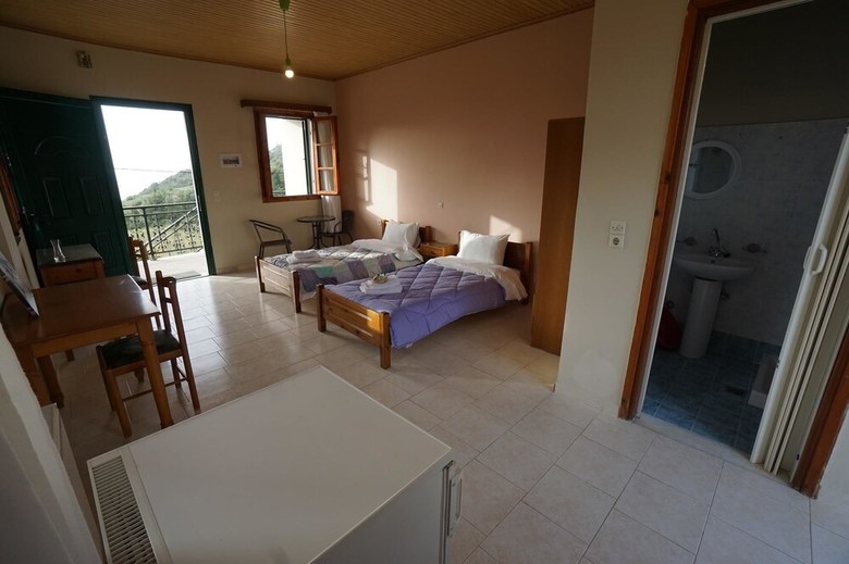 Hotel Studio Apartments A Breath Away From Myrtos By Prime