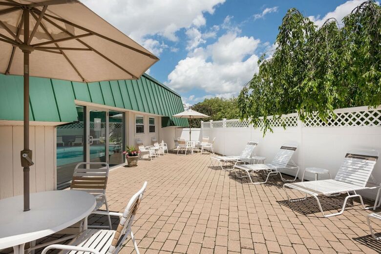 Hotel Ramada Plaza By Wyndham Portland
