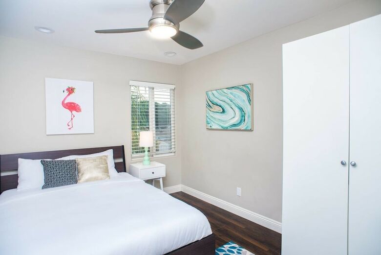 Modern 3br/3ba Pb Home W/ Rooftop By Domio