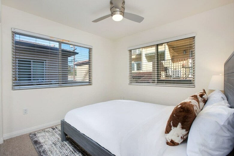 Scenic 4br/3.5ba In Pb By Domio