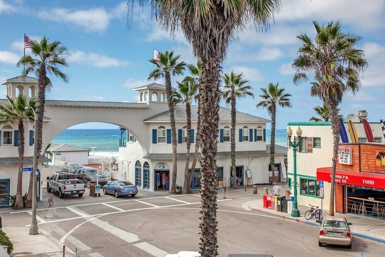 Scenic 4br/3.5ba In Pb By Domio