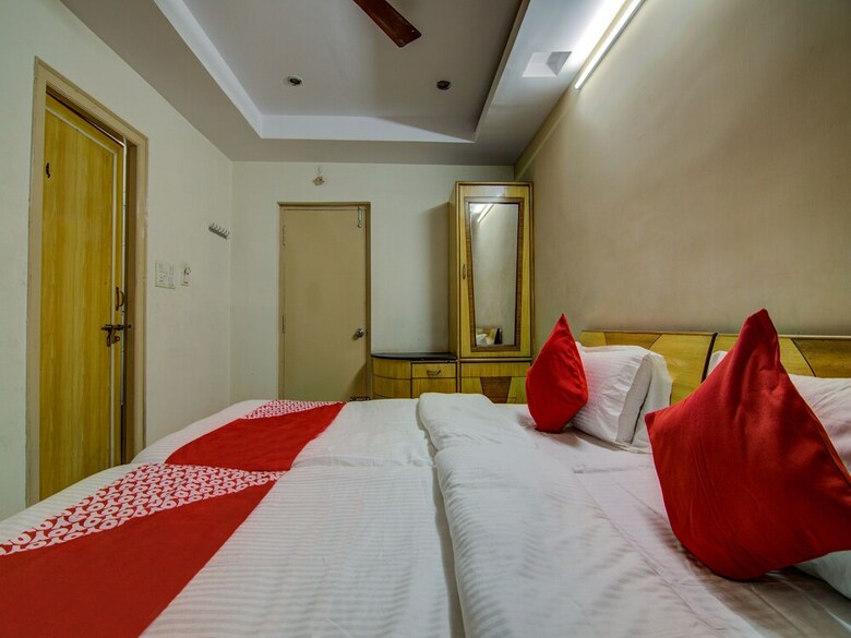 Hotel Oyo 14910 Sri Ganesh Swathi Residency