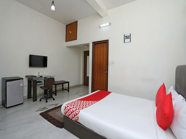 Hotel Oyo 1235 Salt Lake Sector 1