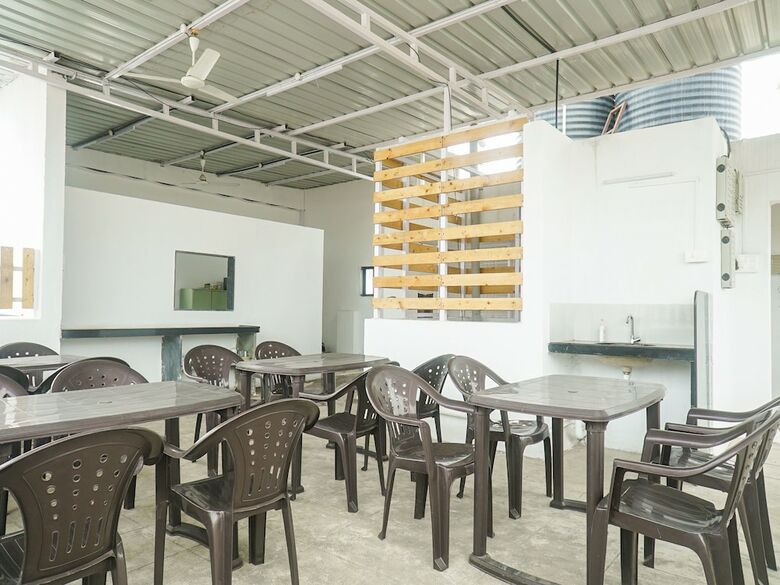 Hotel Oyo 15988 Soberdreams Service Apartment