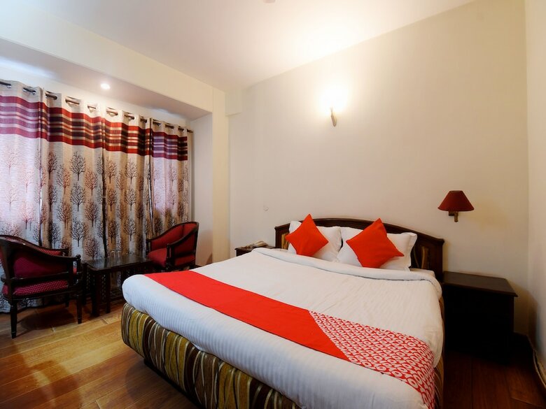 Hotel Oyo 17097 Kenwood Resort