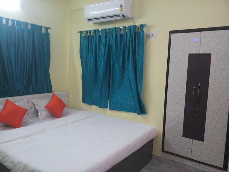 Hotel Om Shanti Guest House