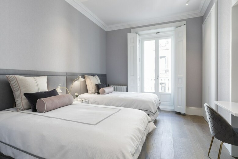 Justicia Apartment II