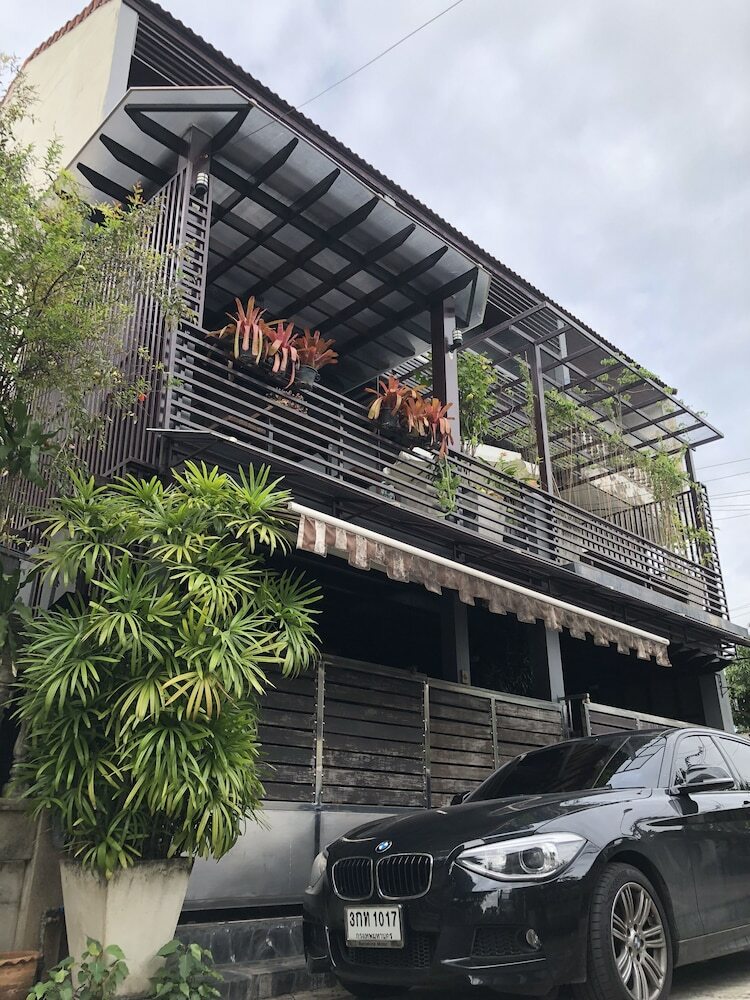 Hotel Center House