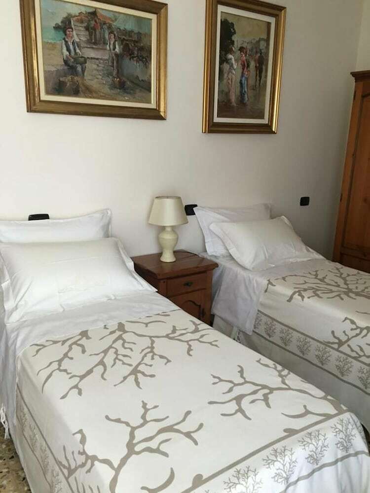 B&B Alxen�a
