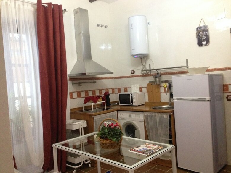 Apartamentos Hornos Del Veinticuatro