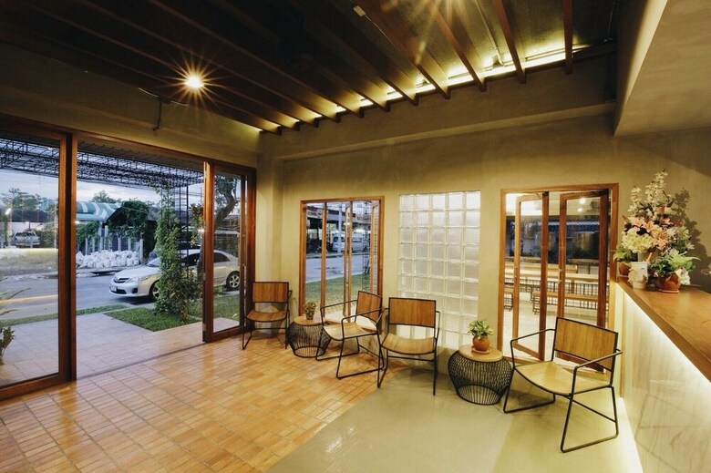 Laekhon Nonbai Hotel