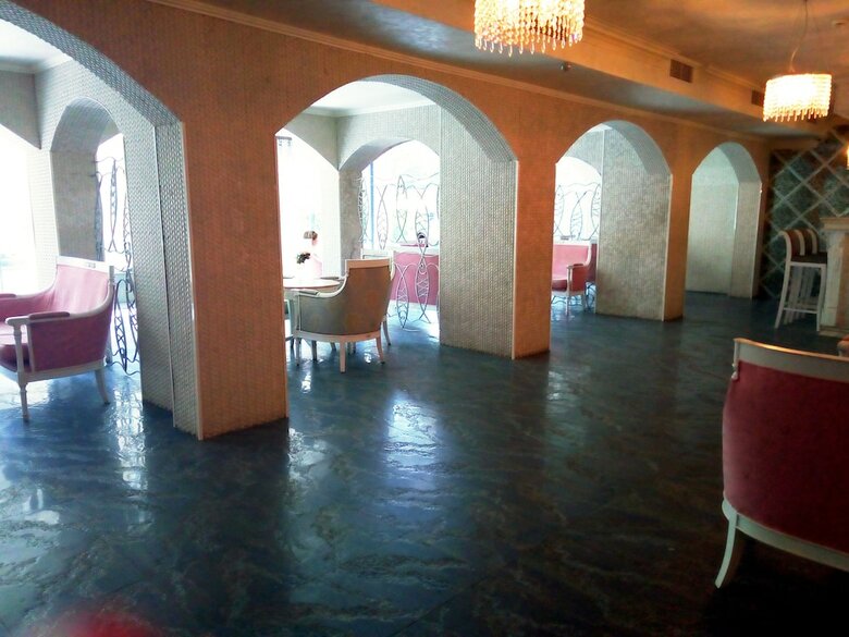 Hotel Chaika Beach Resort