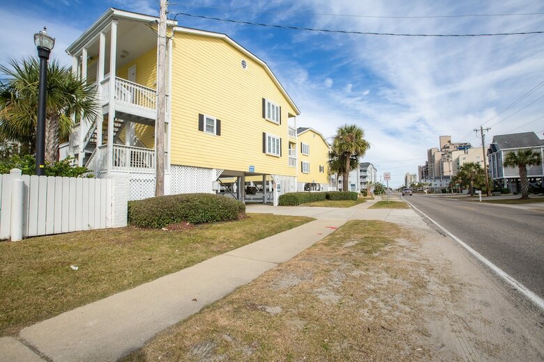 Sandy Shores III By Capital Vacations