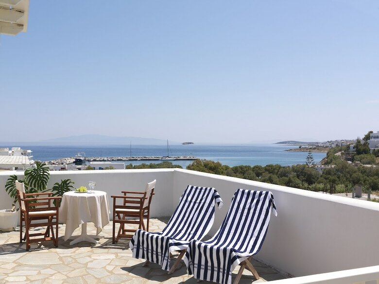 Aloni Hotel