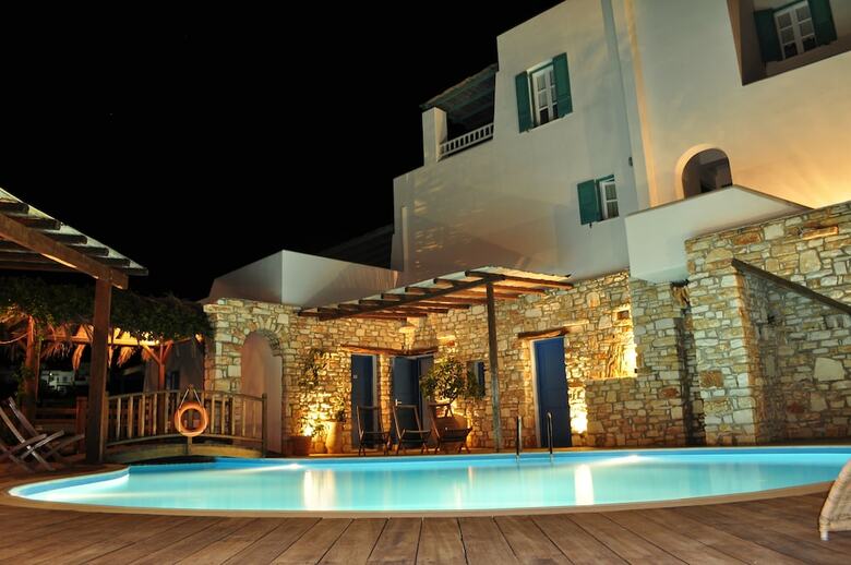 Aloni Hotel