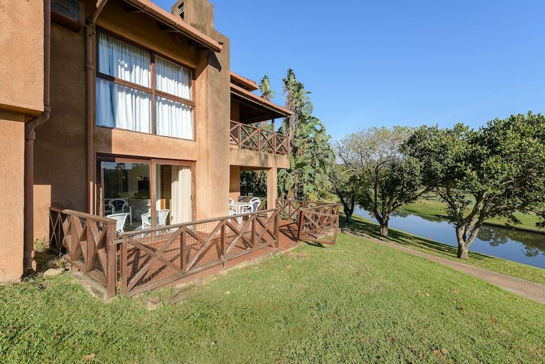 San Lameer Villa Rentals 10401