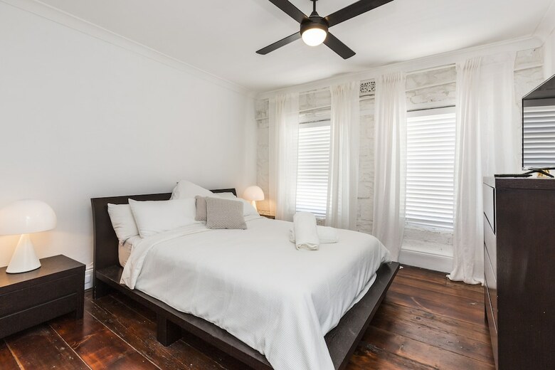 Modern Sydney/surry Hills 19th Century Cottage
