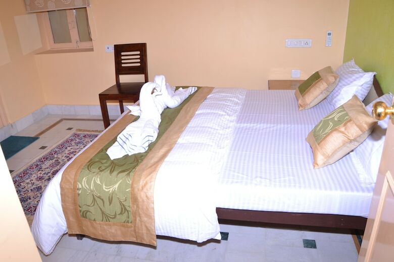 Hotel Chouhan Palace