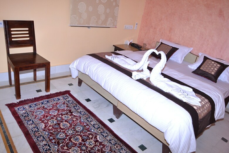 Hotel Chouhan Palace