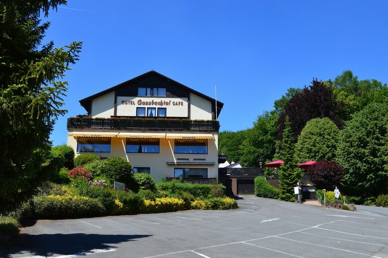 Hotel Gassbachtal & Nibelungen Caf�