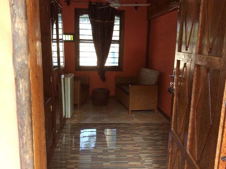 Hotel Kajibange Bar And Guesthouse