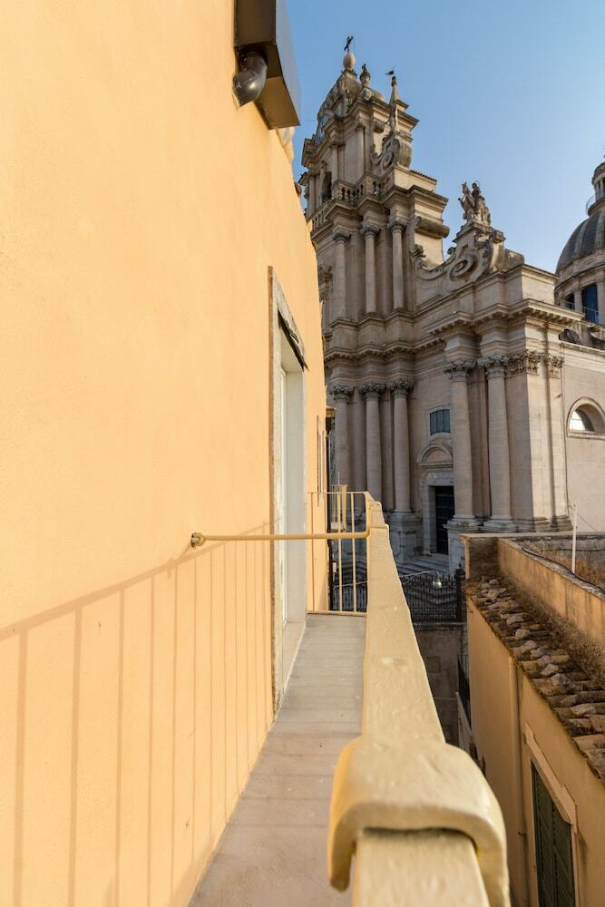 Appartamenti Vista Duomo - Ibla - Pomelia