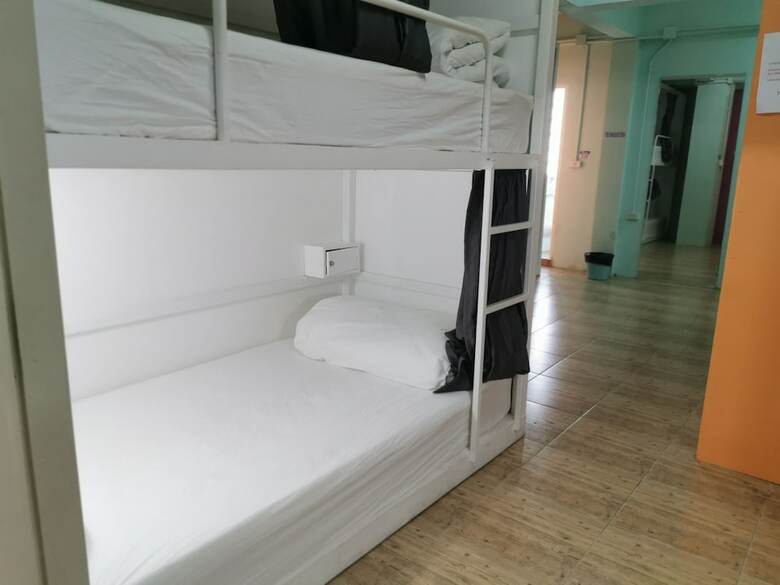 Hostal Panda Hostel Phuket - Adults Only