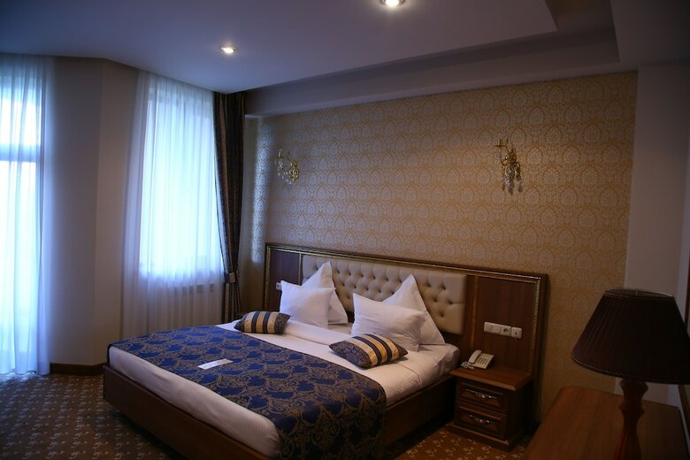 Hotel Multi Rest House