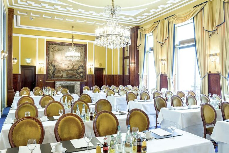 Excelsior Hotel Ernst Am Dom