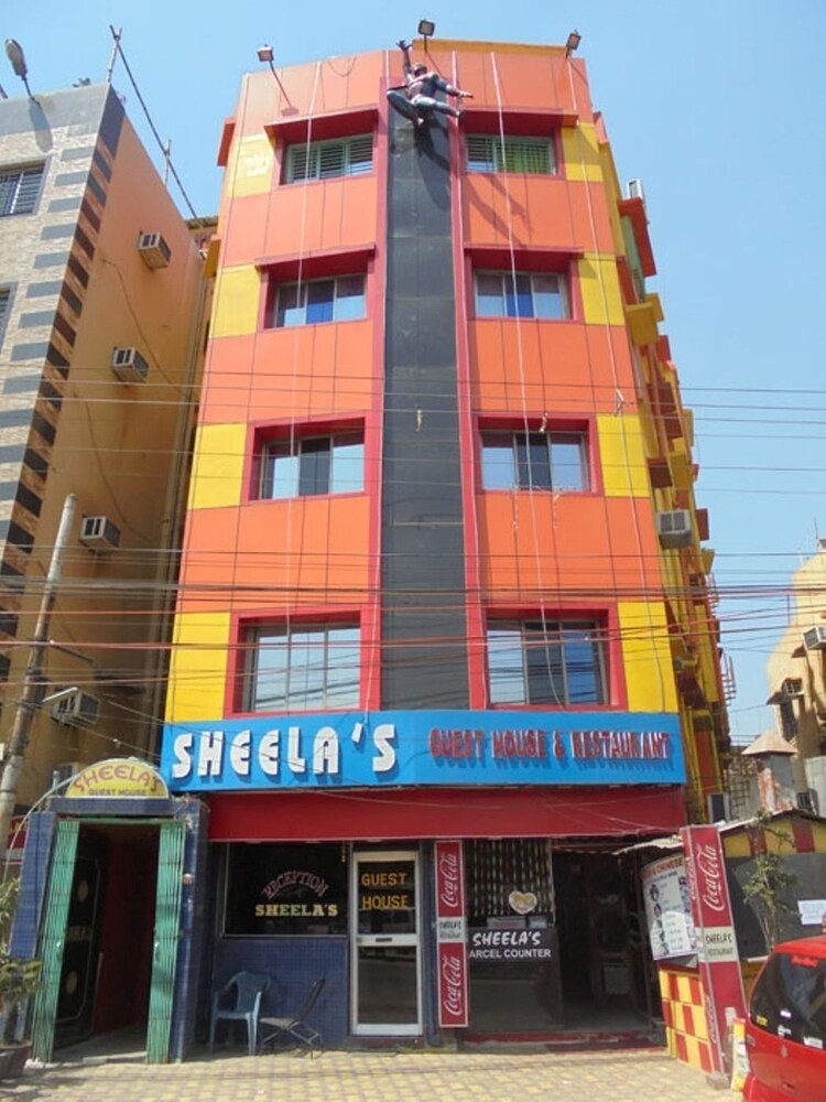 Hotel Sheelas Guest House & Restaurant