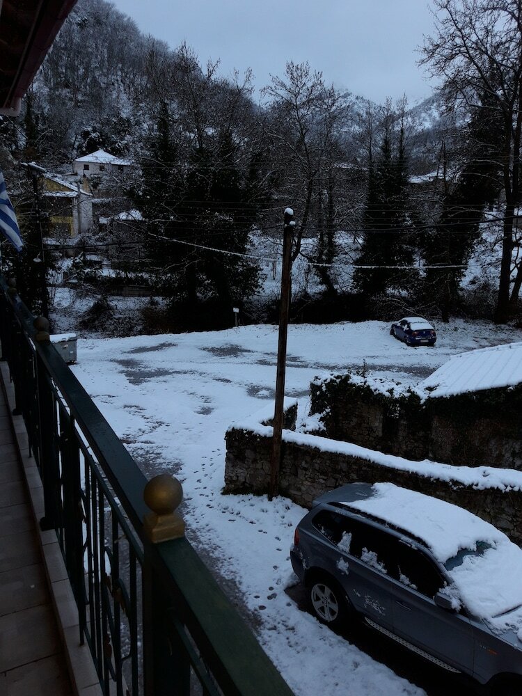 Hotel Mansion Of Kertezis